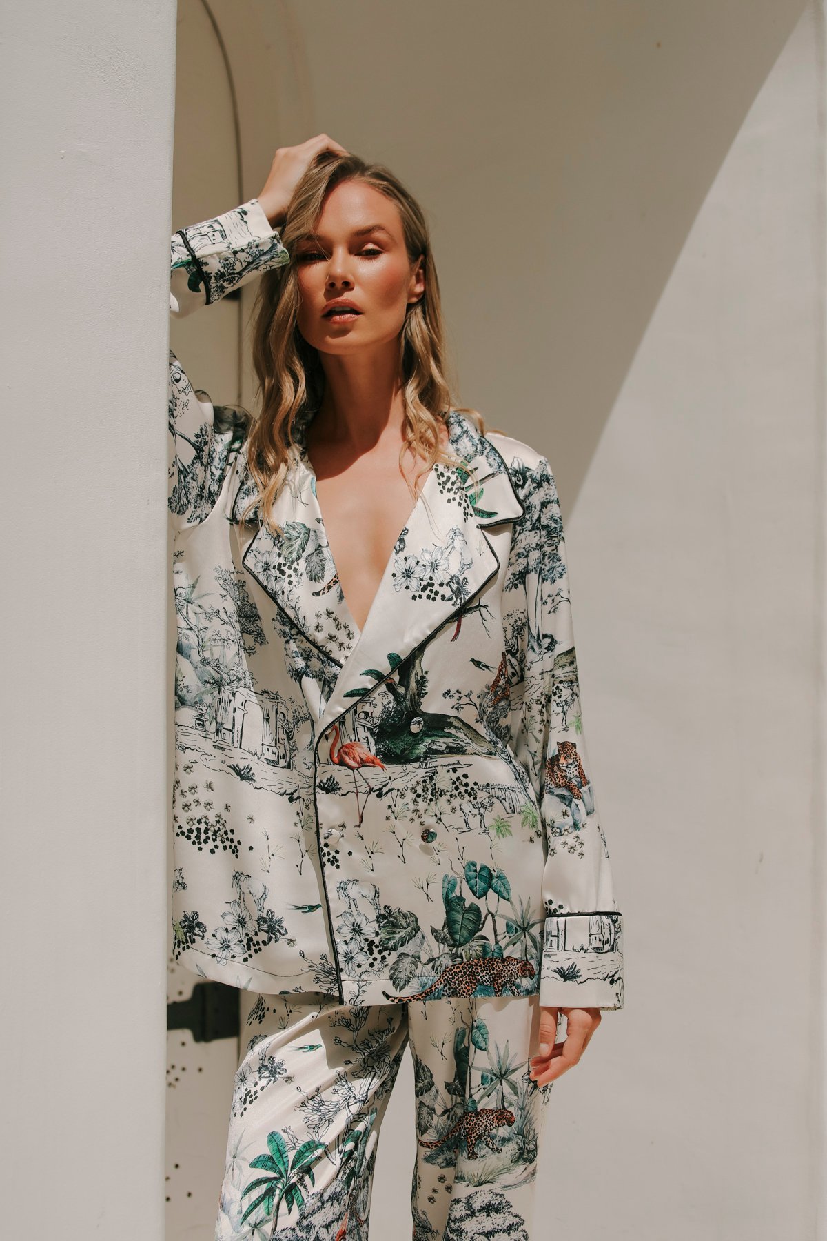 Lıonne Creme Double Breasted Top