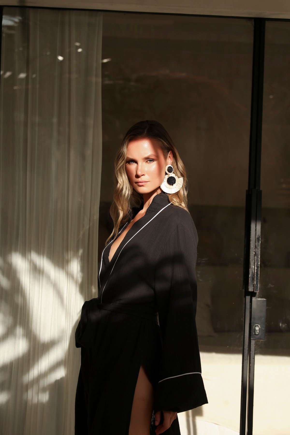 Helen Noır Long Kimono Robe - Image 7