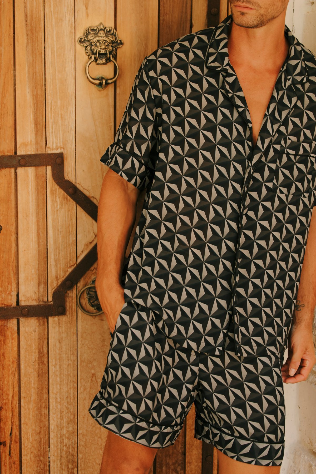 Carre Short Set - Image 7